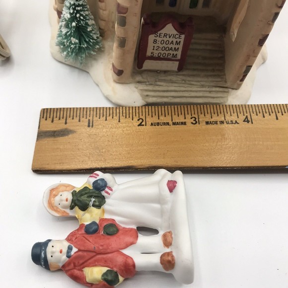 Vintage Christmas Valley 1992 Collector’s Series Lighted Village Church … - Picture 14 of 16